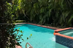1540 Dorado Ave, Coral Gables, FL 33146 - Photo 4