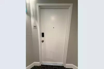 3000 NE 188th St #707, Aventura, FL 33180 - Photo 10