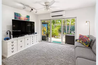 6834 SW 78th Ter, South Miami, FL 33143 - Photo 4