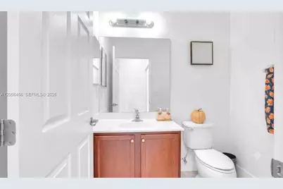 3247 NW 31st Ter, Oakland Park, FL 33309 - Photo 6