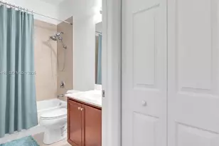 3247 NW 31st Terrace, Oakland Park, FL 33309 - Photo 10