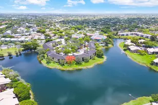 9000 NW 28th Dr, Coral Springs, FL 33065 - Photo 18