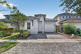 236 SE 32nd Ave, Homestead, FL 33033 - Photo 2