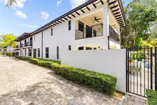 3020 McDonald St, Miami, FL 33133 - Photo 2