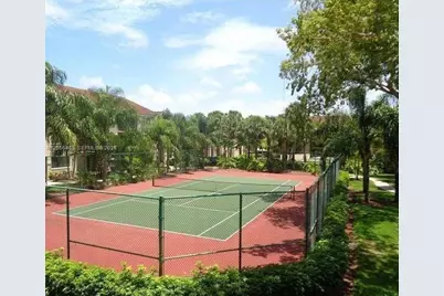 570 S Park Rd #35-6, Hollywood, FL 33021 - Photo 4