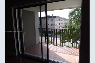 570 S Park Rd #35-6, Hollywood, FL 33021 - Photo 14