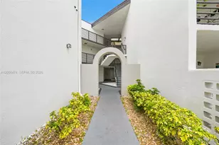 9735 Fontainebleau Blvd, Miami, FL 33172 - Photo 20
