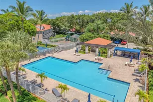 800 Sorrento Dr, Weston, FL 33326 - Photo 48