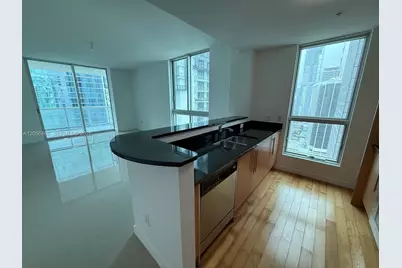300 S Biscayne Blvd #T-3301, Miami, FL 33131 - Photo 1