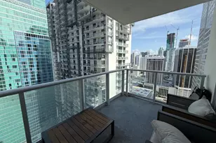 300 S Biscayne Blvd, Miami, FL 33131 - Photo 4