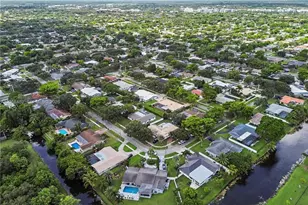 861 NW 72nd Ave, Plantation, FL 33317 - Photo 24