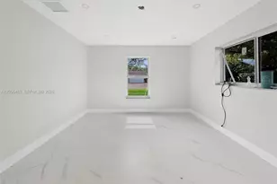 861 NW 72nd Ave, Plantation, FL 33317 - Photo 14
