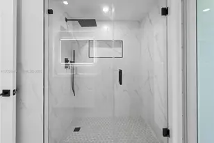 861 NW 72nd Ave, Plantation, FL 33317 - Photo 30