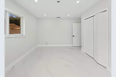 861 NW 72nd Ave, Plantation, FL 33317 - Photo 10