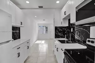 708 N 20th, Hollywood, FL 33020 - Photo 1