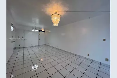 215 Lake Pointe Dr #104, Oakland Park, FL 33309 - Photo 8