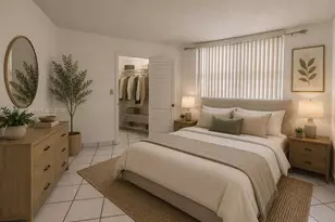 215 Lake Pointe Dr, Oakland Park, FL 33309 - Photo 2