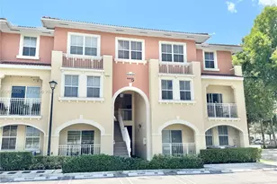 10850 NW 89th Terrace, Doral, FL 33178 - Photo 2