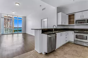 7900 Harbor Island Dr, North Bay Village, FL 33141 - Photo 4