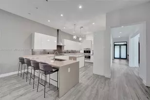 5742 E Brookfield Cir E, Hollywood, FL 33312 - Photo 8