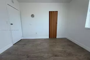 1510 NW 68th St, Miami, FL 33147 - Photo 10