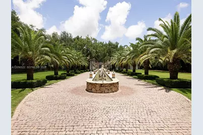 5771 SW 94th St, Pinecrest, FL 33156 - Photo 8