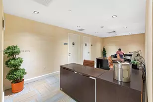 950 Brickell Bay Dr, Miami, FL 33131 - Photo 28