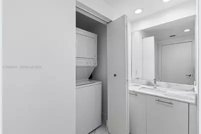950 Brickell Bay Dr #2210, Miami, FL 33131 - Photo 20