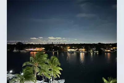 5880 Collins Ave #703, Miami Beach, FL 33140 - Photo 10