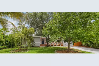 1012 NE 116th St, Biscayne Park, FL 33161 - Photo 1