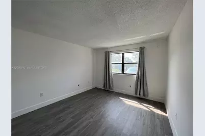 7235 NW 179th St #104, Hialeah, FL 33015 - Photo 28