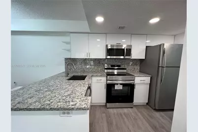 7235 NW 179th St #104, Hialeah, FL 33015 - Photo 10