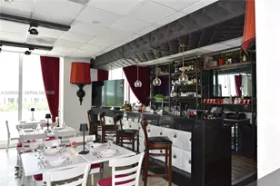 5555 Collins Ave, Miami Beach, FL 33140 - Photo 50