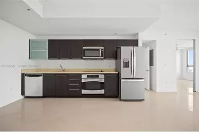 90 SW 3rd St #1608, Miami, FL 33130 - Photo 6