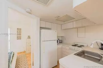 345 Michigan Ave #19, Miami Beach, FL 33139 - Photo 24