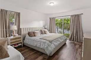 10251 NW 46th St, Doral, FL 33178 - Photo 18