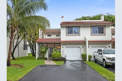 10251 NW 46th St, Doral, FL 33178 - Photo 1