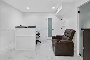 2275 SW 81st Ave, Davie, FL 33324 - Photo 30