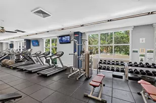 2000 N Bayshore Dr, Miami, FL 33137 - Photo 38