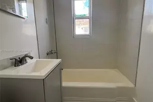 1281 NW 60th St, Miami, FL 33142 - Photo 20