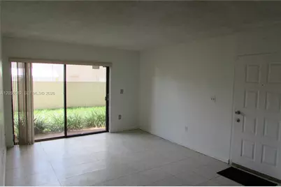 7411 SW 152nd Ave #6-101, Miami, FL 33193 - Photo 2