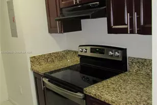 7411 SW 152nd Ave, Miami, FL 33193 - Photo 4