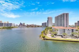 3300 NE 188th St, Aventura, FL 33180 - Photo 52