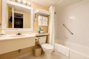 19201 Collins Ave, Sunny Isles Beach, FL 33160 - Photo 10