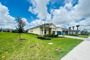 1097 Haywagon Trl, Loxahatchee, FL 33470 - Photo 2