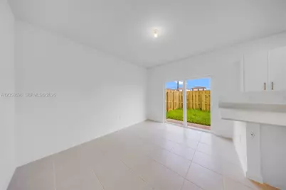 2567 SE 25th Dr #2567, Homestead, FL 33035 - Photo 10
