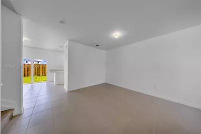 2567 SE 25th Dr #2567, Homestead, FL 33035 - Photo 8