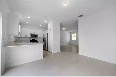 2567 SE 25th Dr #2567, Homestead, FL 33035 - Photo 14