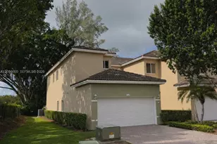 1690 SE 24th Ct, Homestead, FL 33035 - Photo 1