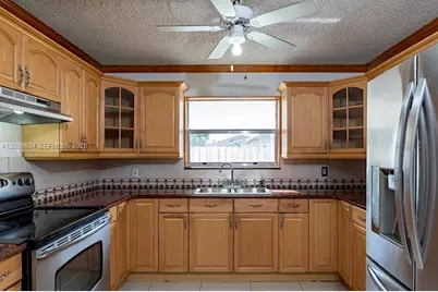 3438 SW 2nd St, Miami, FL 33135 - Photo 12